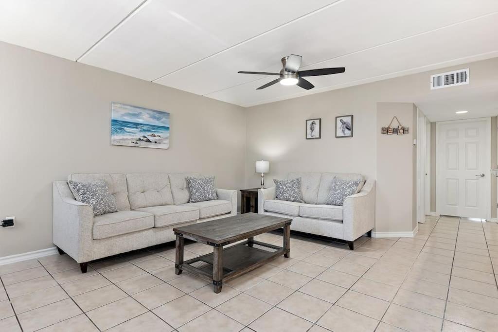 2 Bed 1 Bath Condo By Beach & Entertainment South Padre Island Esterno foto
